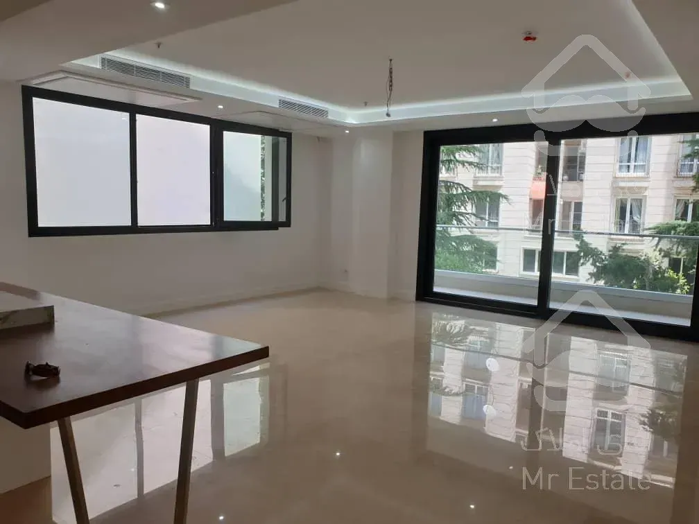 خرید آپارتمان ۱۲۰ متری آجودانیه