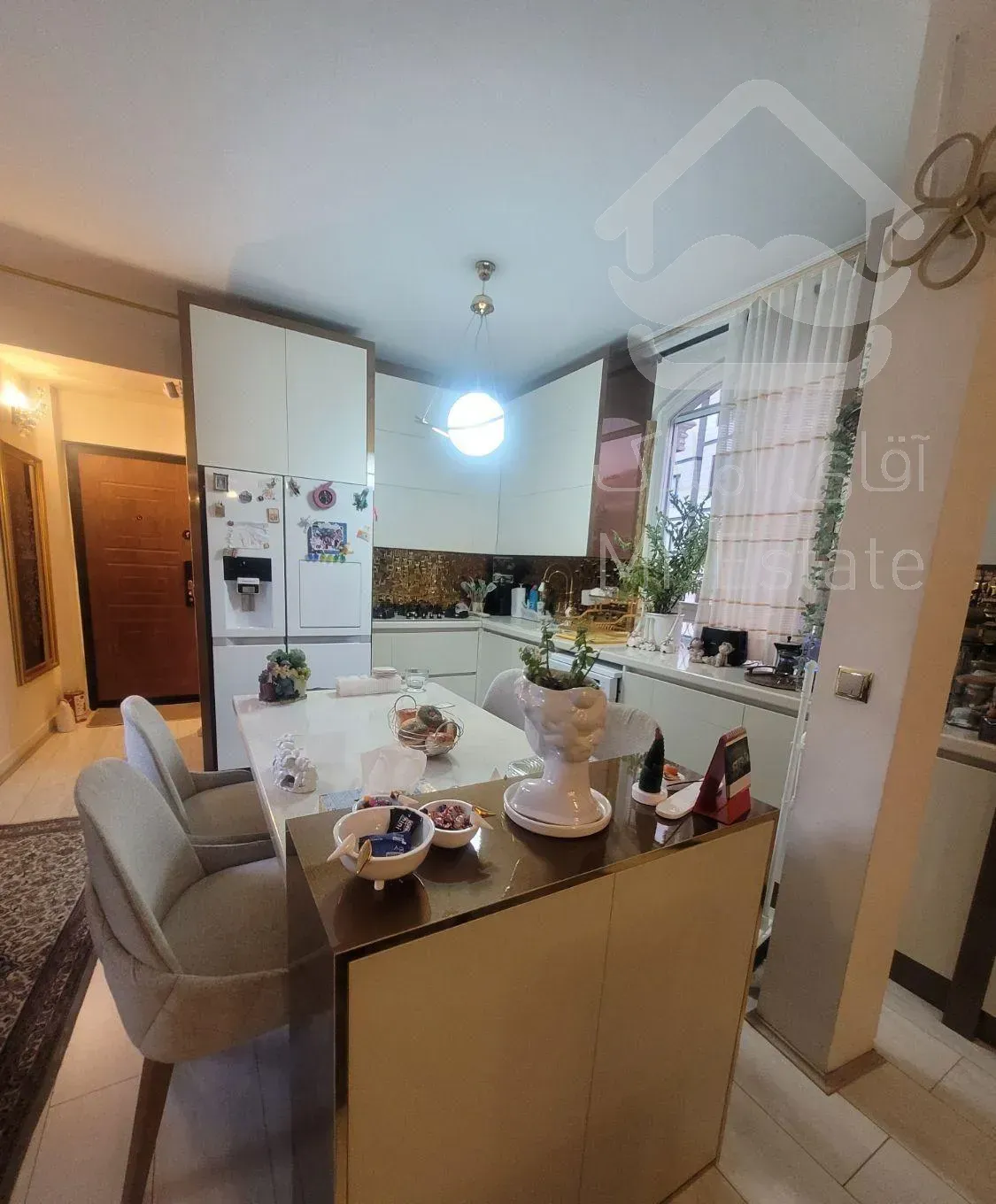 فروش آپارتمان ۱۱۸ متری با ویو باغات شمیران در درکه