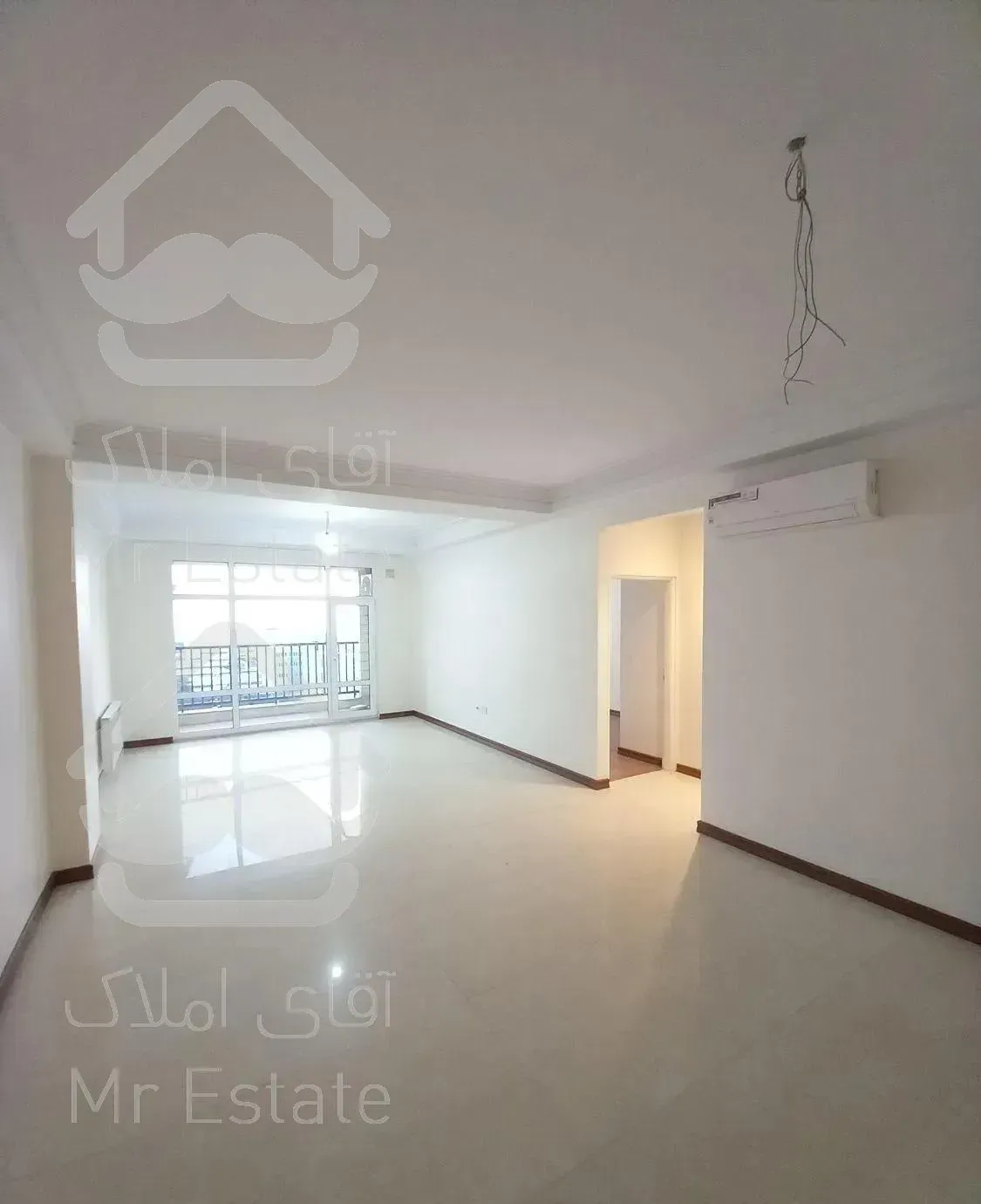 ۱۱۱متر/دوخواب/روبه افتاب/سالن قدی پرده خور/بیمه