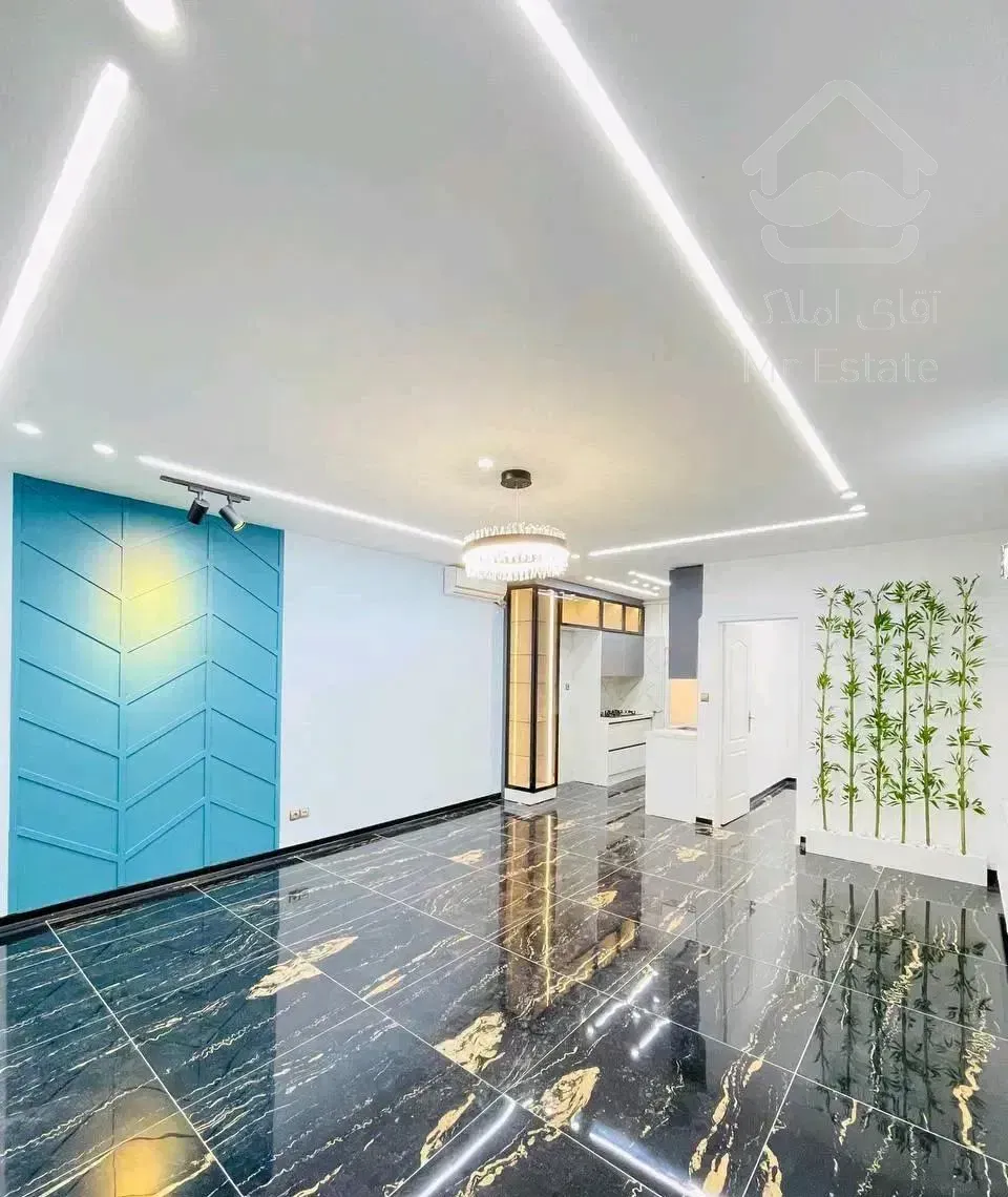 ۵۵متر روبنما و آفتاب/غرق در زیبایی/سندتکبرگ/وامدار