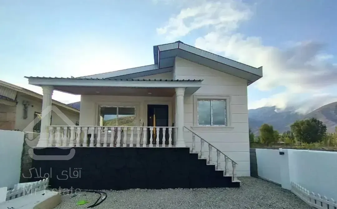 ویلا فروشی خط ساحل 180متری