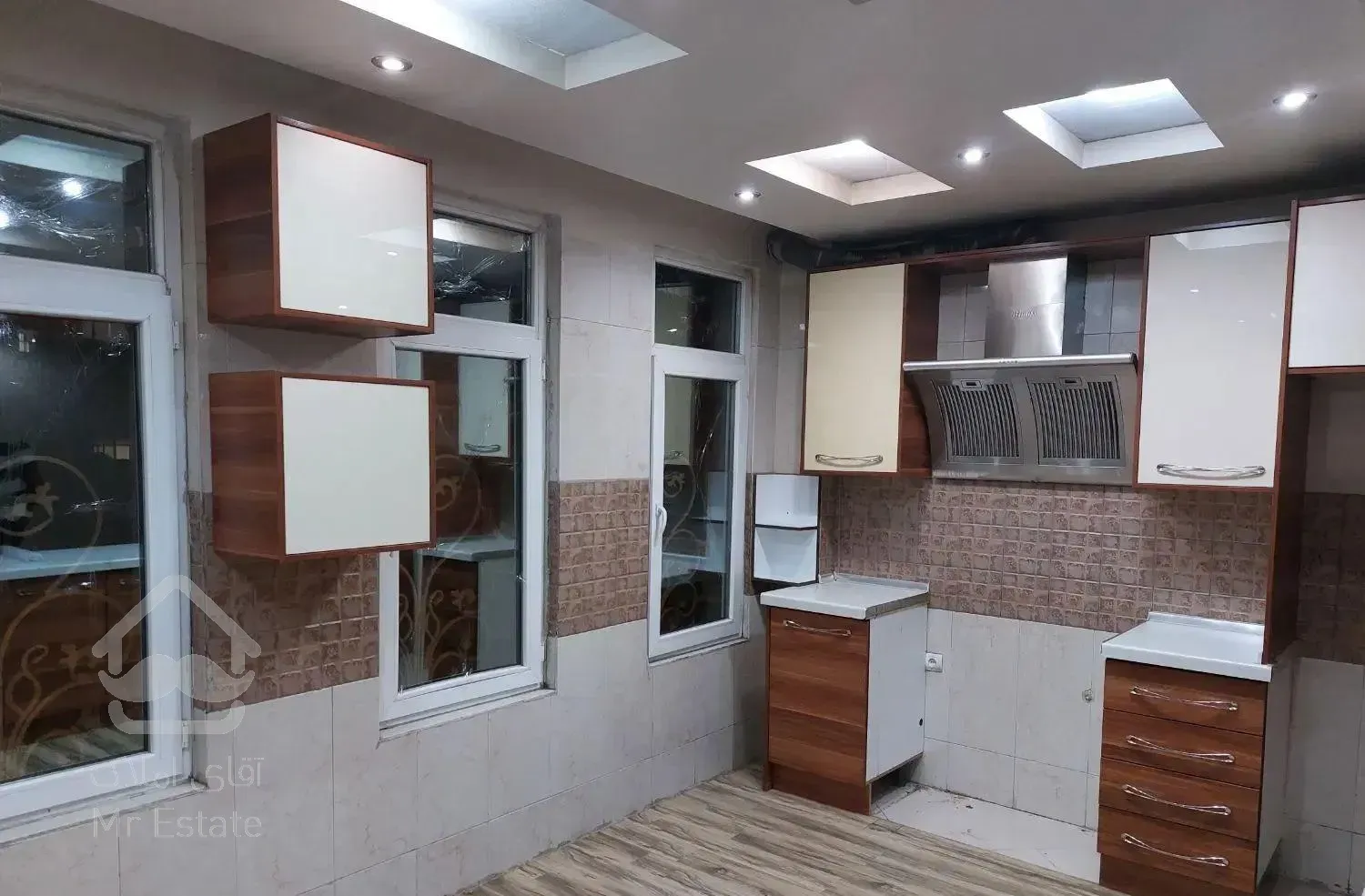 رهن و اجاره آپارتمان تک واحدی**نازی آباد