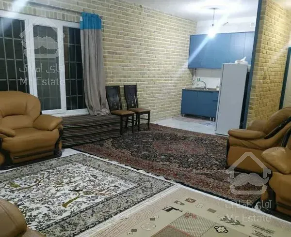 پانصد متری.دارای استخر.سنقرآباد.قابل معاوضه