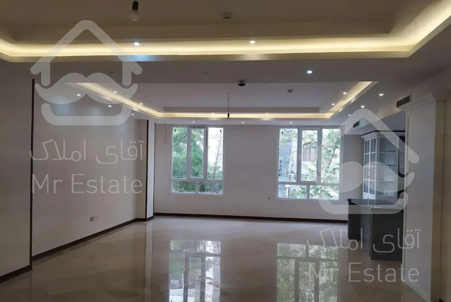 آپارتمان 141 متر سه خواب / تاپ لوکیشن ونک