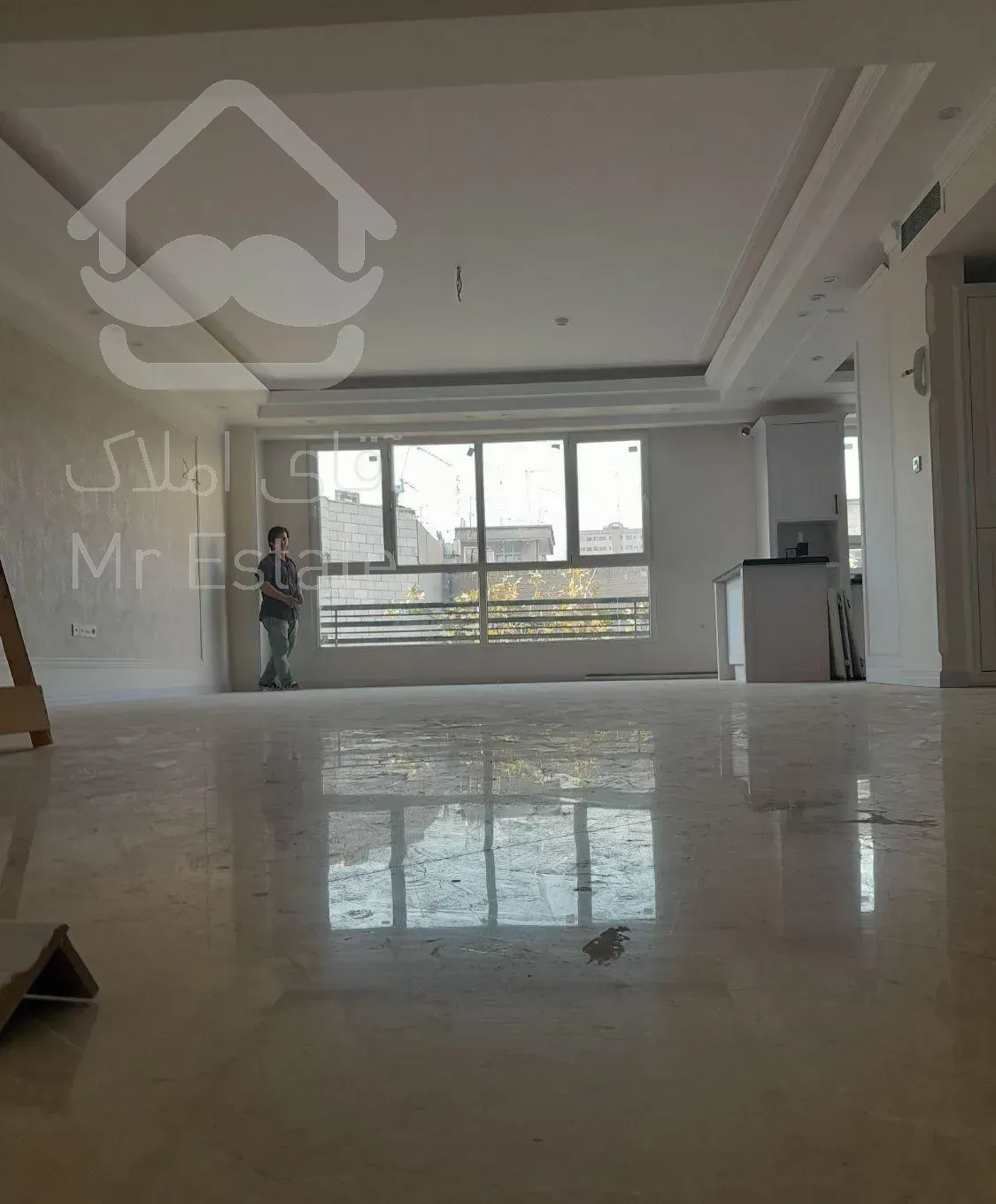 ۱۴۲متر نوساز ۲پارکینگ پاتریس