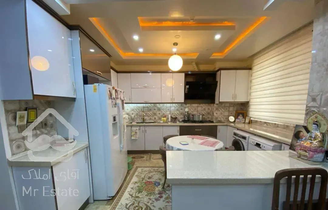 آپارتمان۱۴۰متر ۳خواب تک واحد خوش نقشه مفتح جنوبی