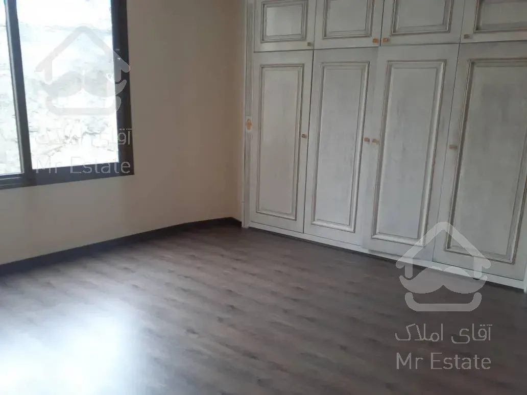 اجاره و رهن آپارتمان زعفرانیه 350  متر لاکچری