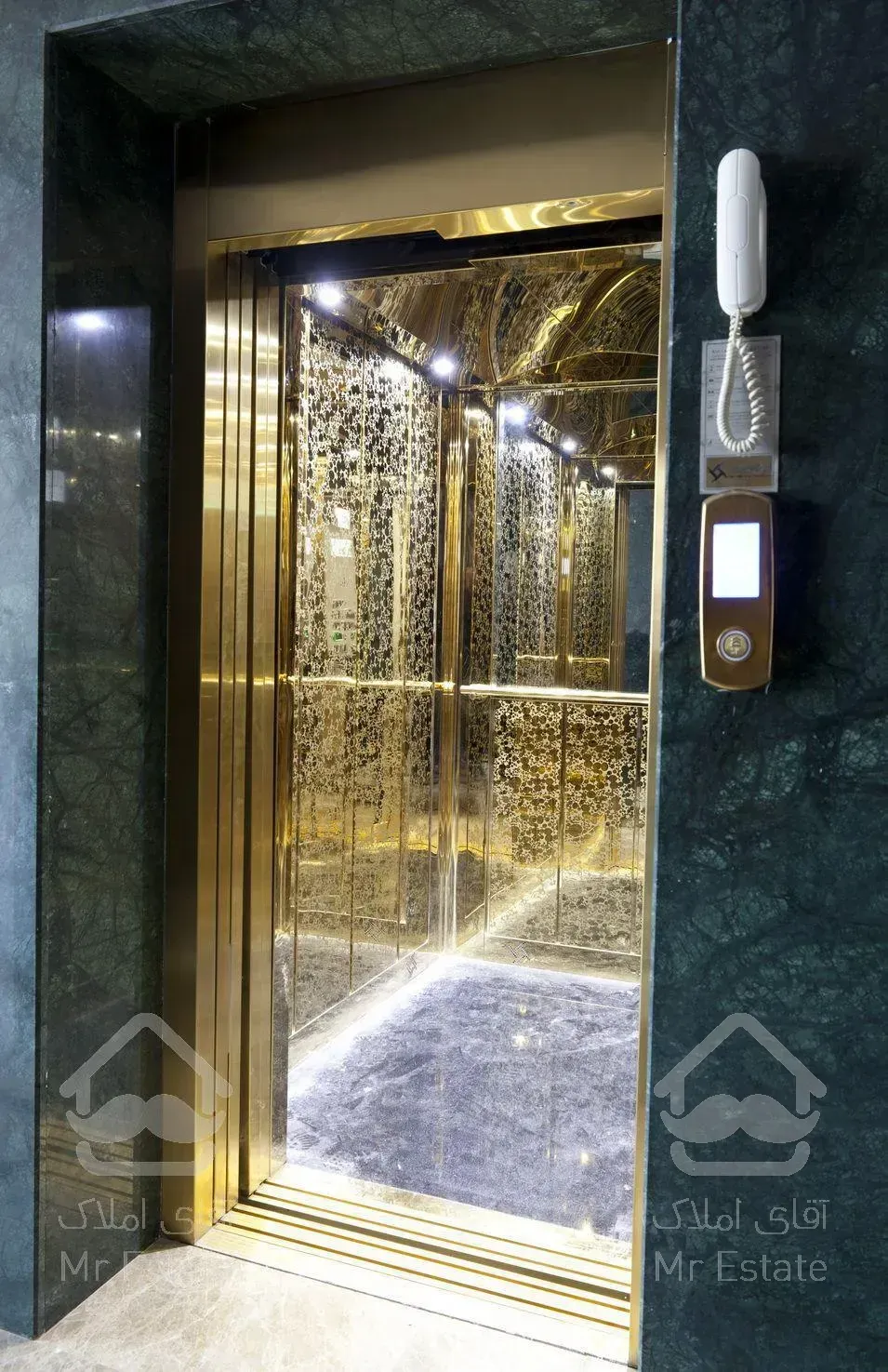 فروش آپارتمان 250 متری در آجودانیه