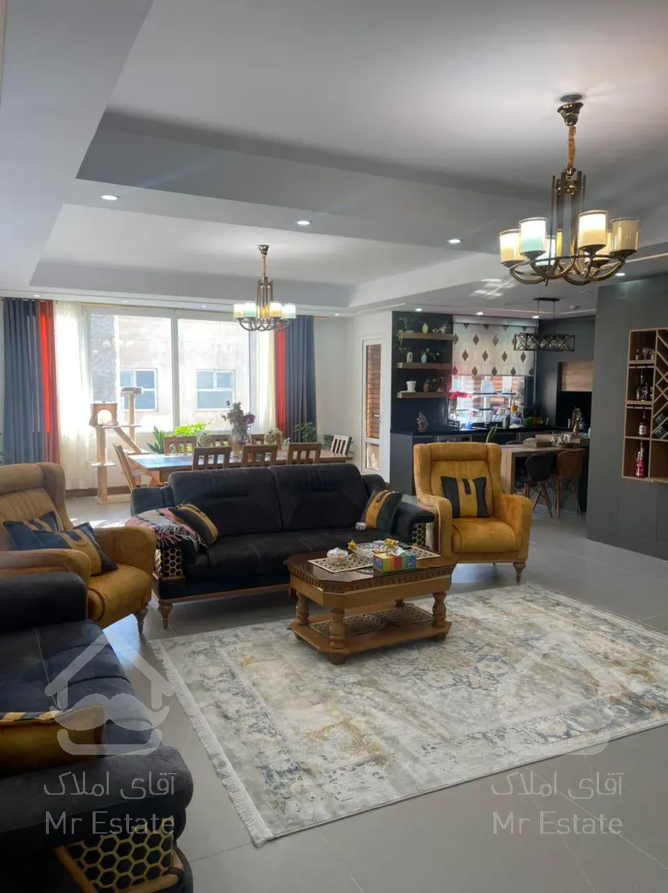 300متر سه طبقه یکجا ویلایی دهکده راه آهن دریاچه