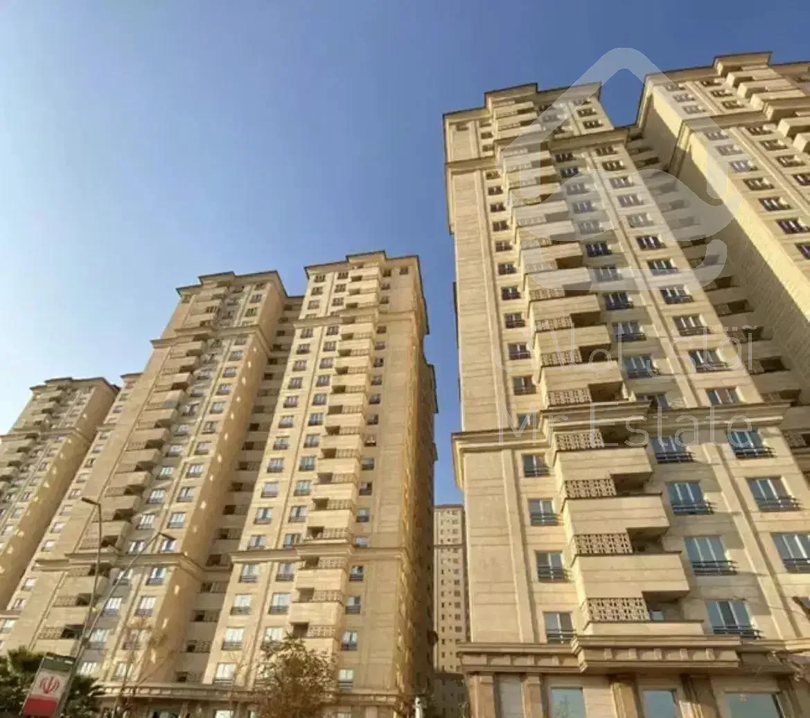 برج صیاد ۲ دریاچه چیتگر ۱۴۴ متر ۲ خواب