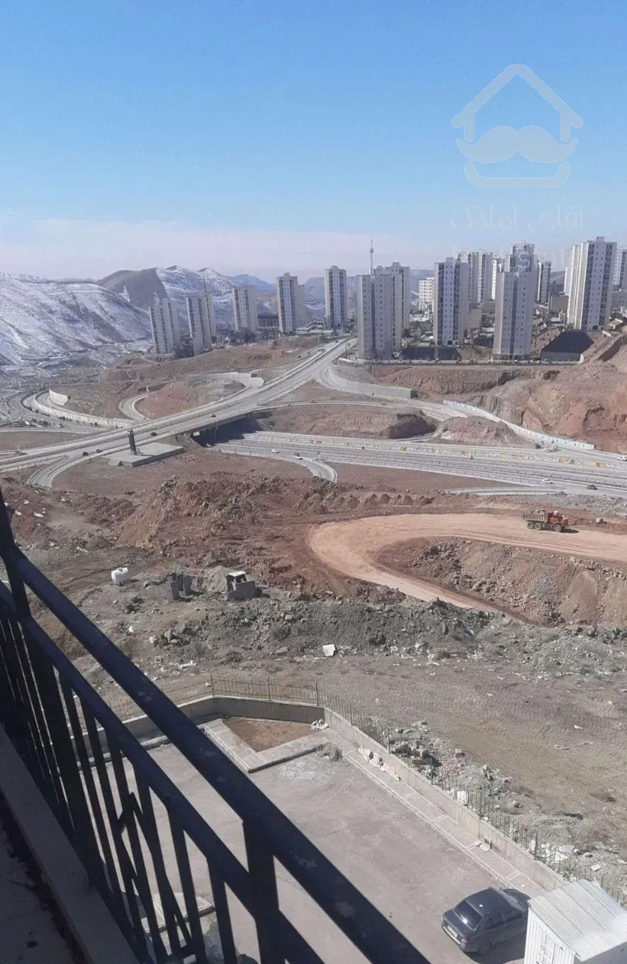 واحد فروشی در بام پردیس