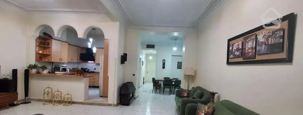 اپارتمان ۱۳۰ متری سه خوابه میدان توحید