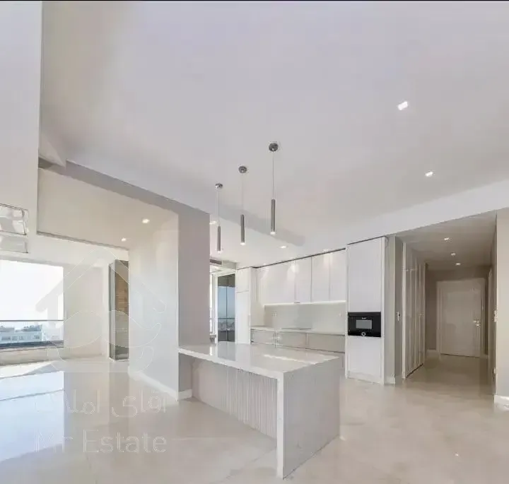 پاسداران۲۶۰متر/۳پارکینگ سندی/نور شمال و جنوب