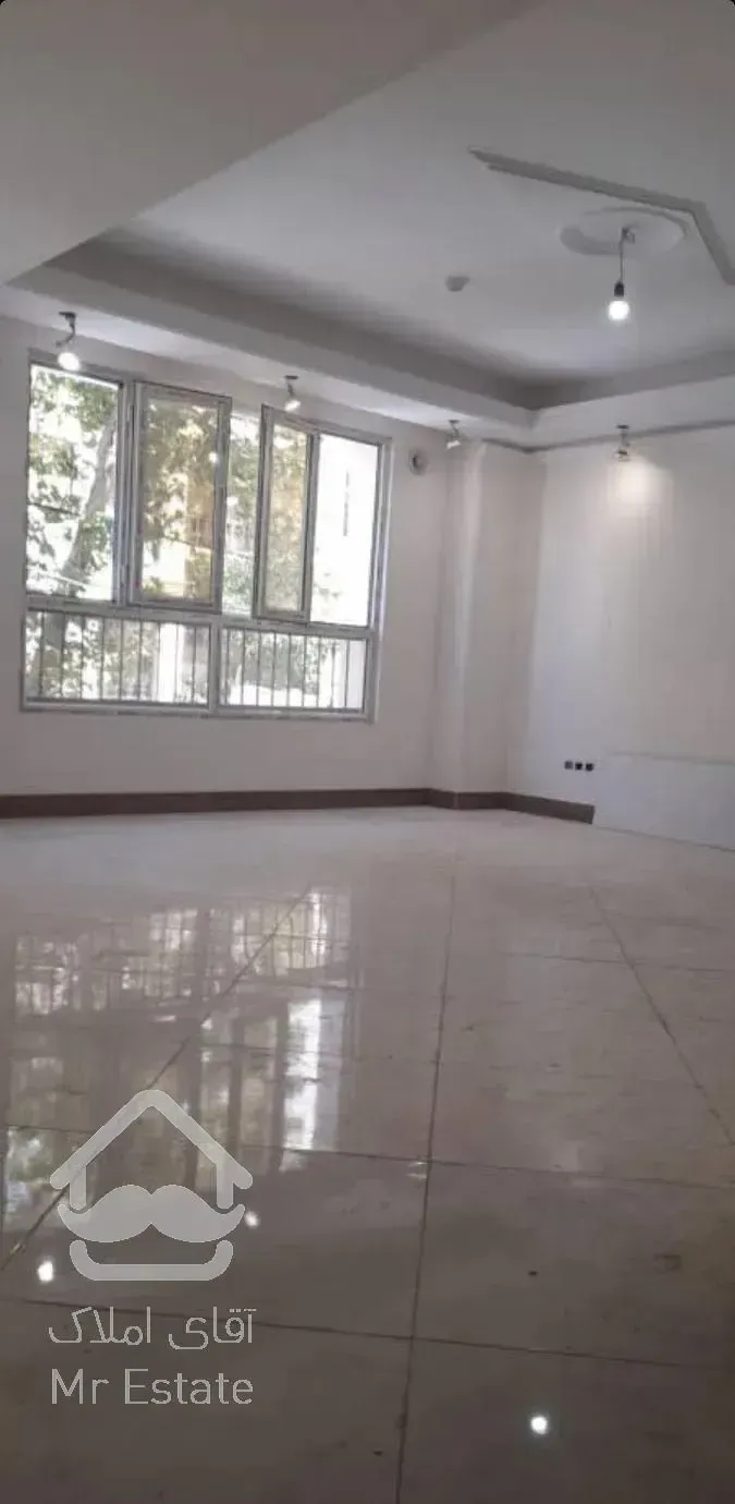 86متر، 2خواب غرق نور کلید نخورده