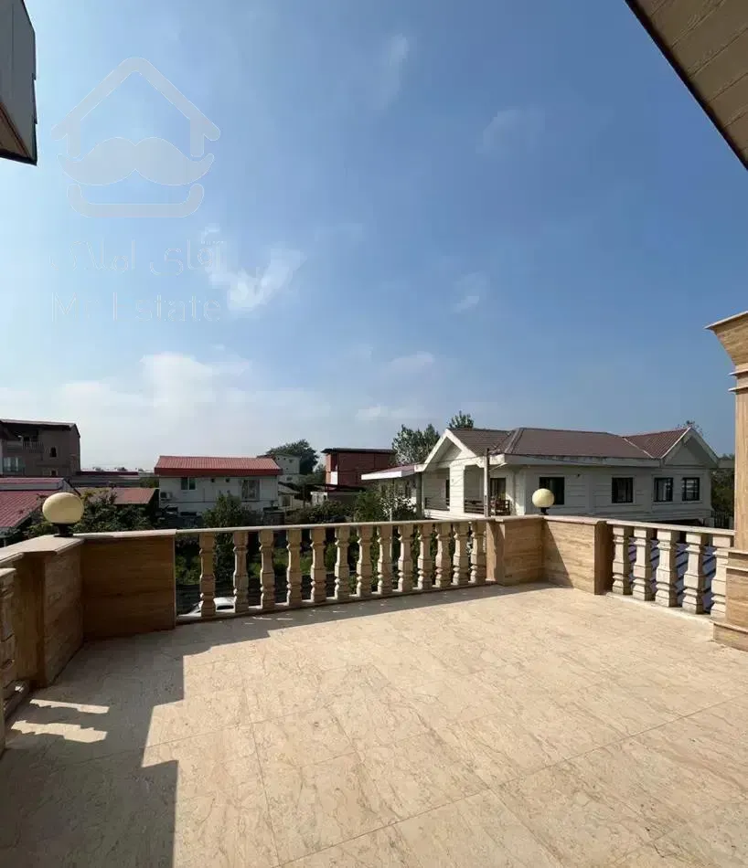 فروش ویلا نوساز۲۰۰متری ۳خواب