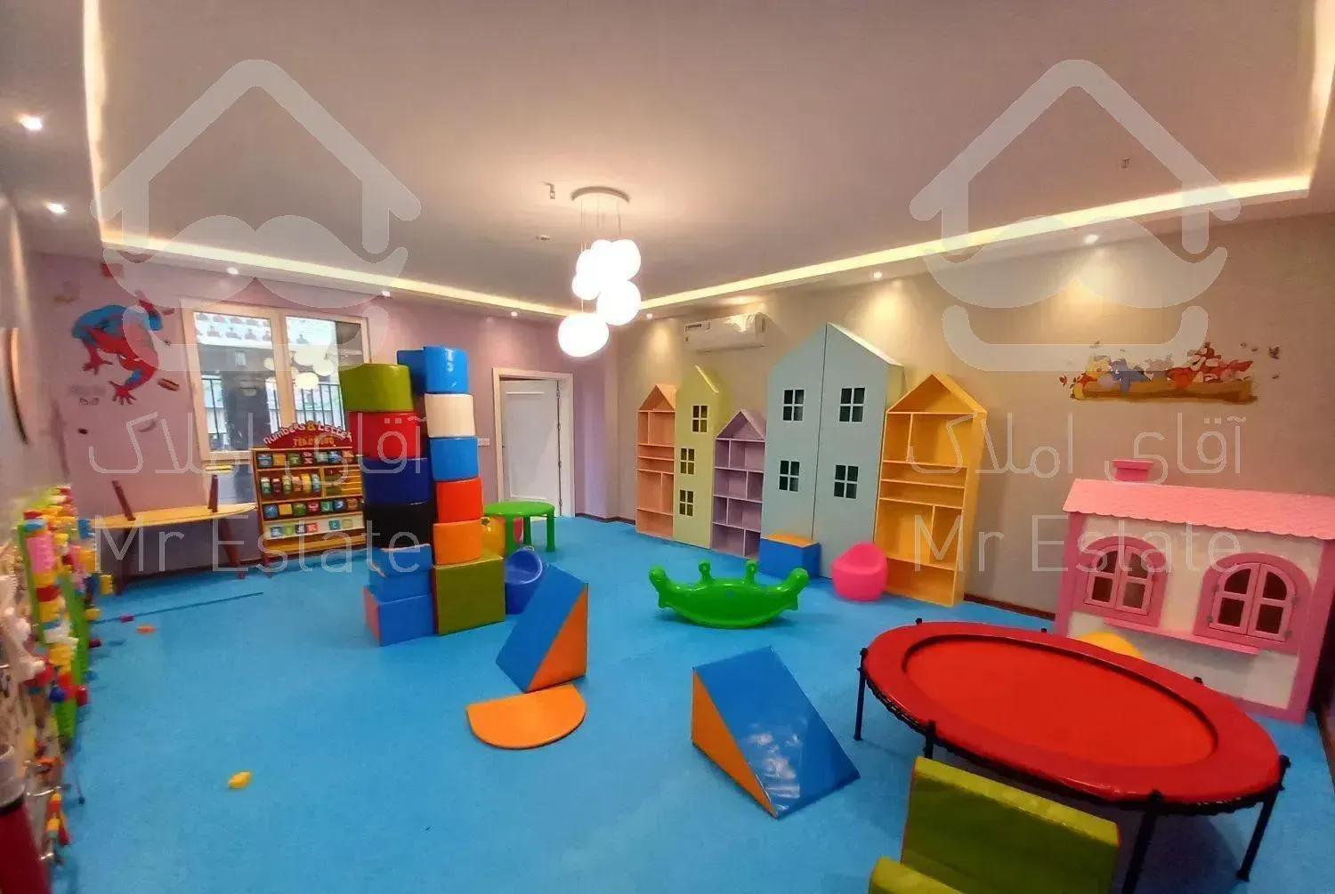 ۱۳۴متر/۳ خواب/دونبش/نوساز/نورگیر  اکباتان