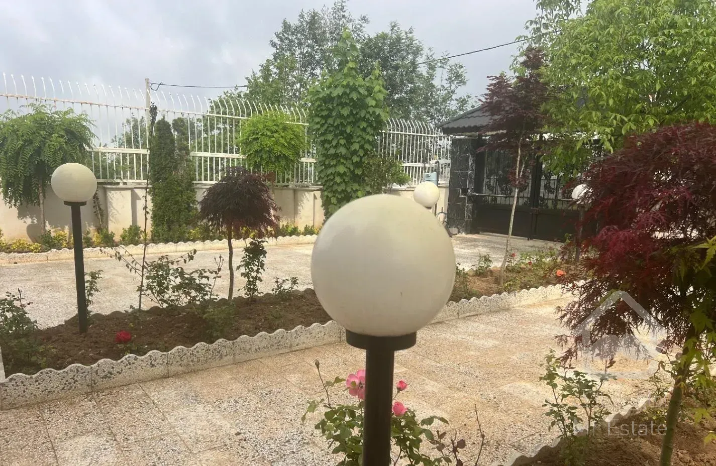 ویلا فروشی کلاسیک در کلاردشت با سند تکبرگ