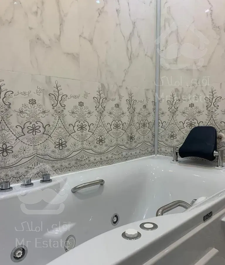 آپارتمان ۱۵۰ متری