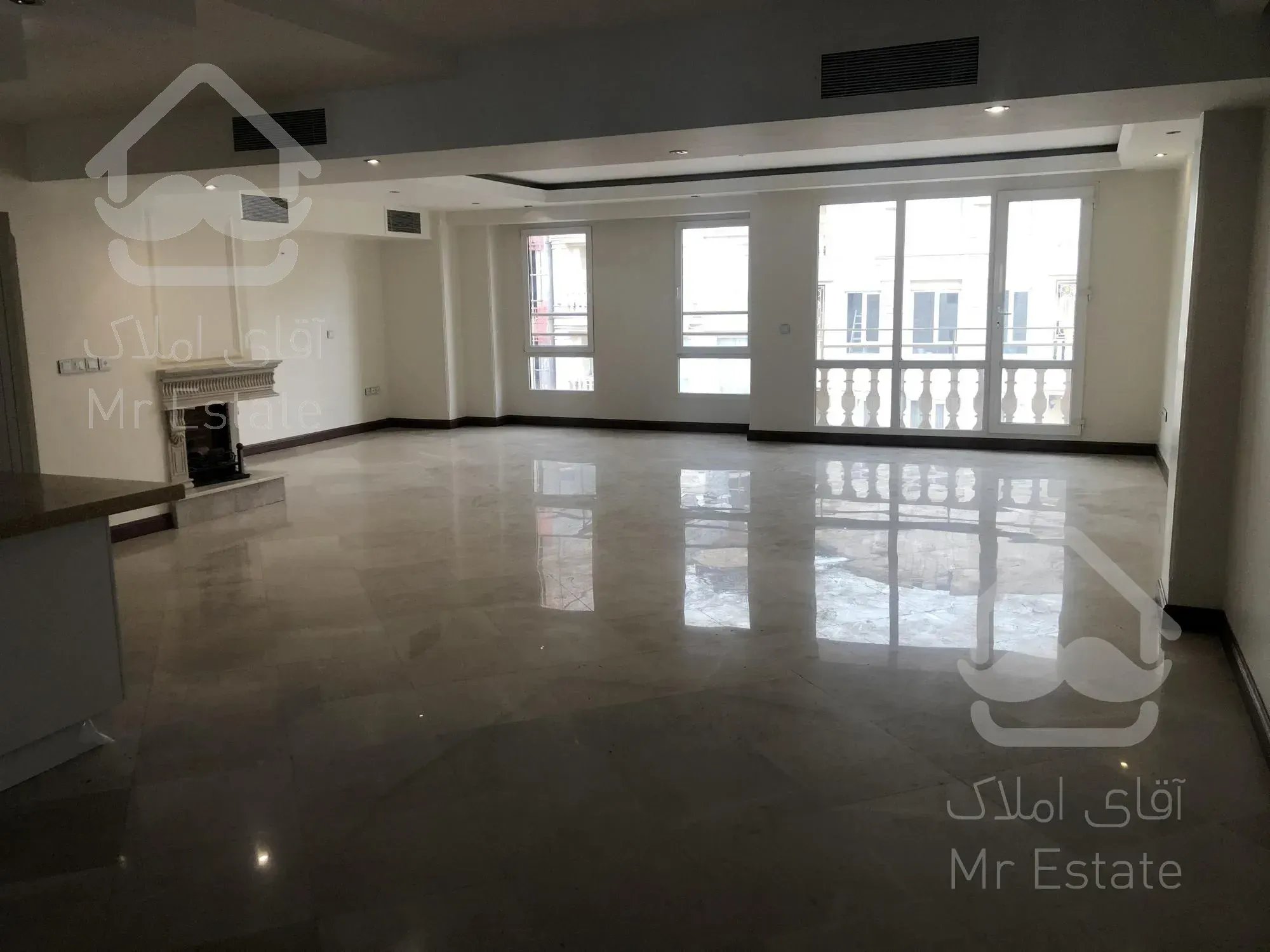 رهن و اجاره آپارتمان ۲۲۰ متری ۴ خواب نیاوران