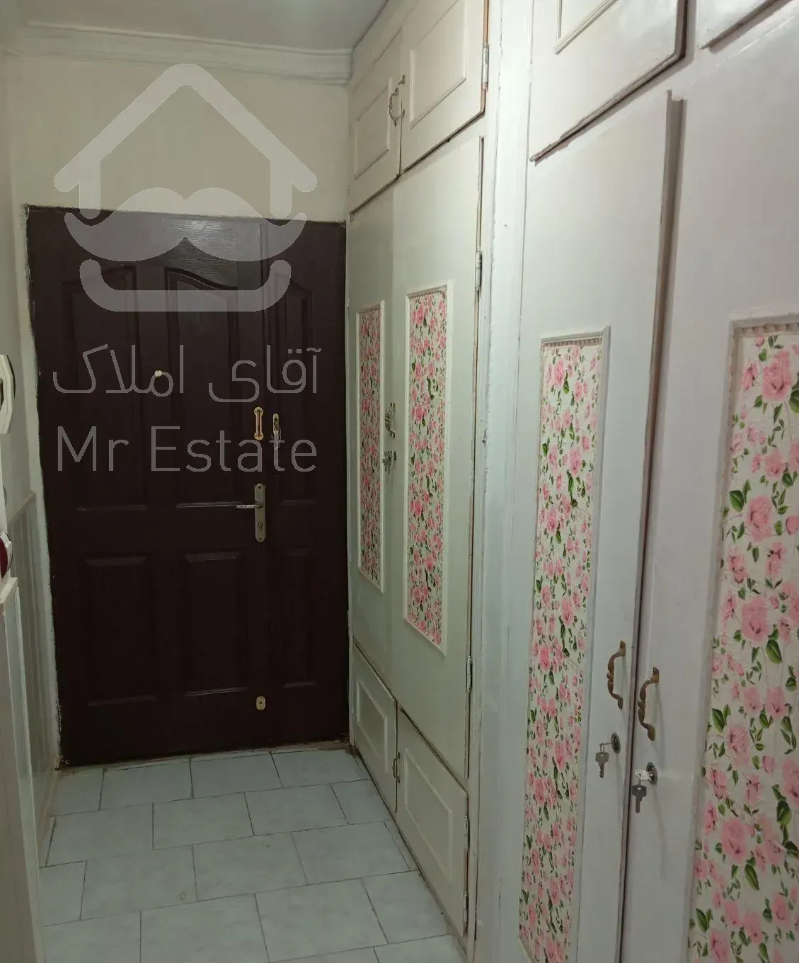 فروش آپارتمان ۶۰ متری ۱ خوابه طبقه ۳ شفق