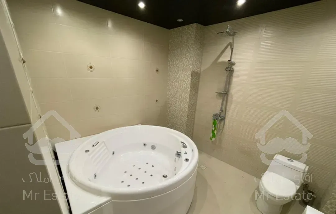 استخر چهار فصل رو باز آماده رزرو در شهرک صفاییه