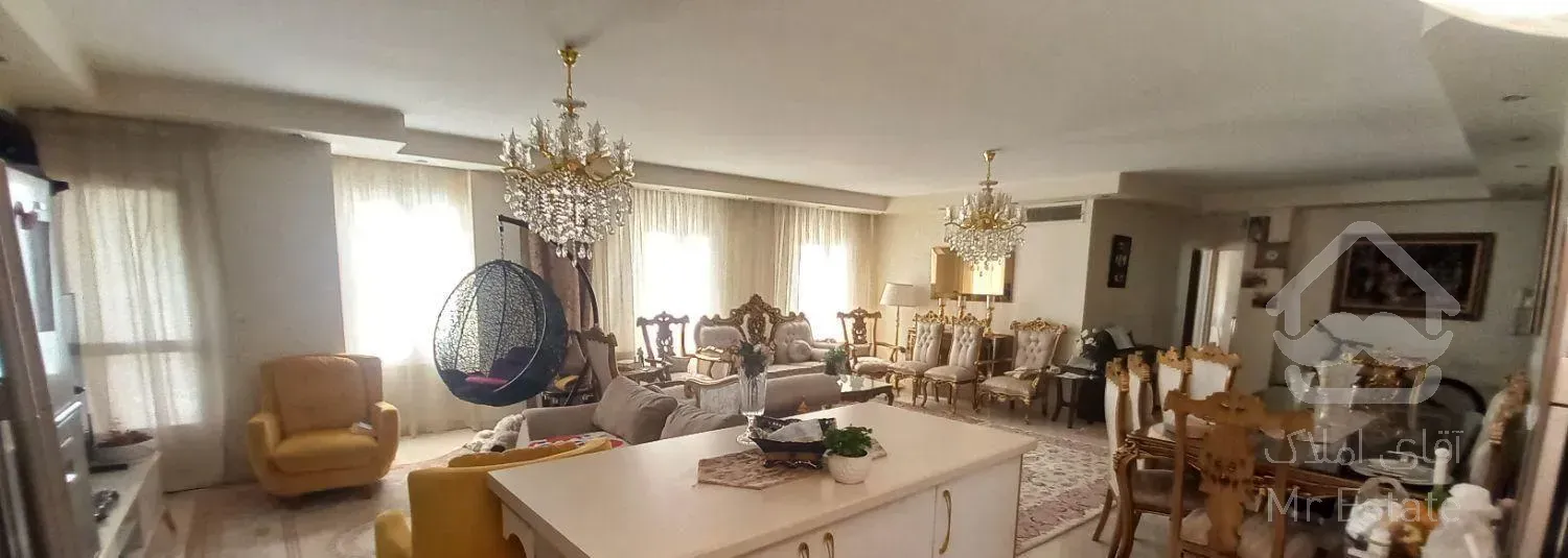 آپارتمان 106 متری/فول/سالن پرده خور