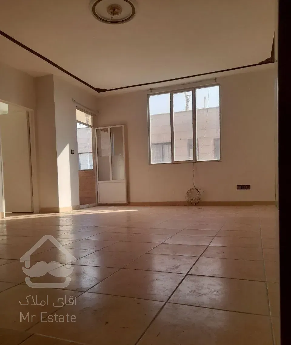 80متر فاز‌1اندیشه،پارکینگ‌سندی+مهمان،سالن پرده خور