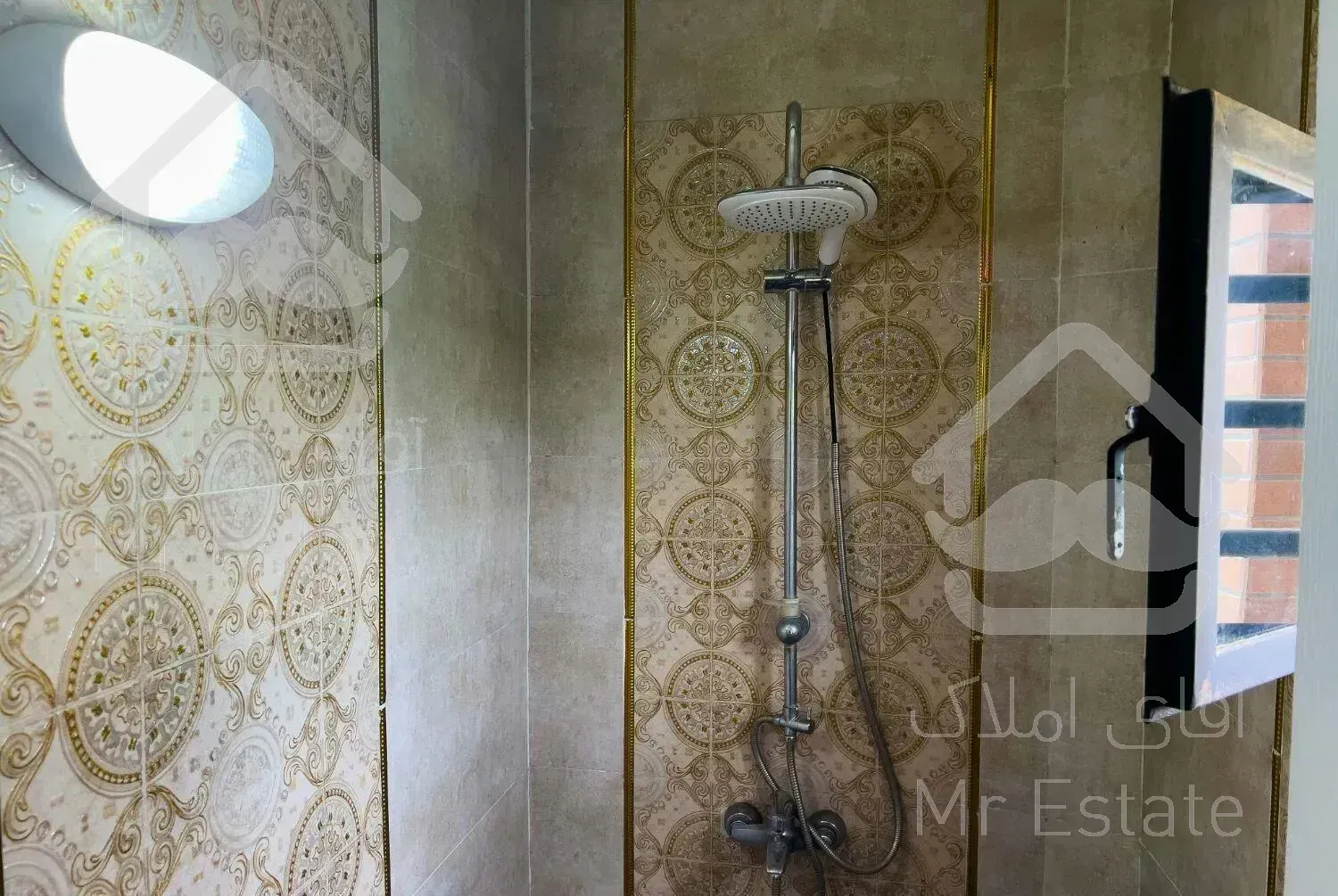 محمود اباد با استخر سه خواب