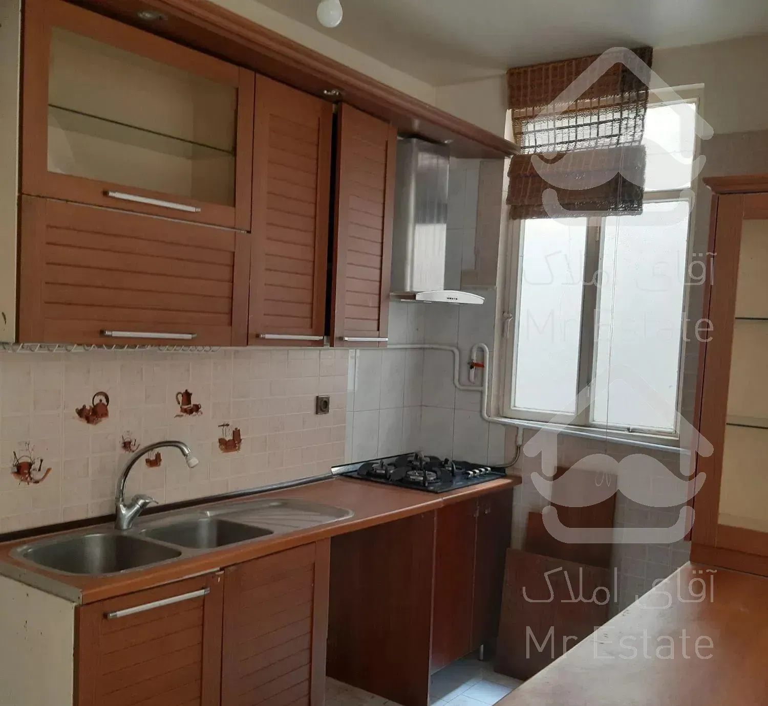 ۶۲ متر دو خواب شربیانی شرقی