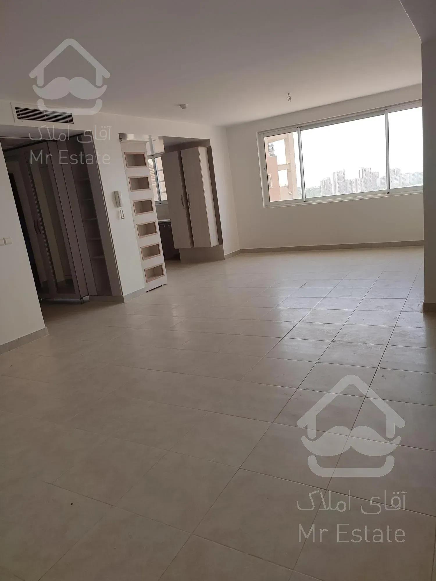 ۱۲۰متری ۳خوابه واقع با ویوی ابدی و بدون مشرف