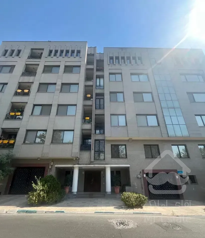 جهانتاب ۱۳۰متر ۳خواب قابل تبدیل