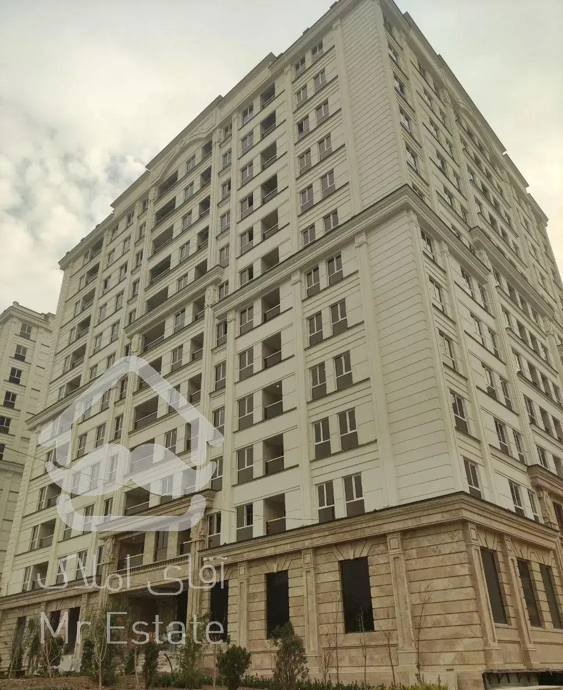 ۱۸۰ متر/۳خواب/برج مجلل/ویو ابدی