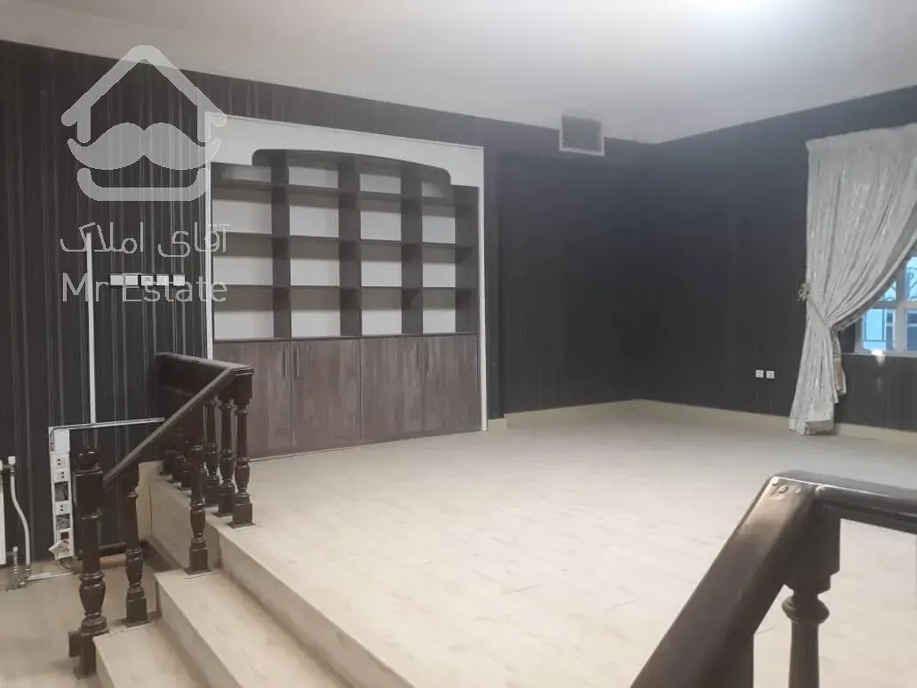 اجاره خانه ویلایی با زیر بنای ۷۸۰ متری واقع در شهرک غرب