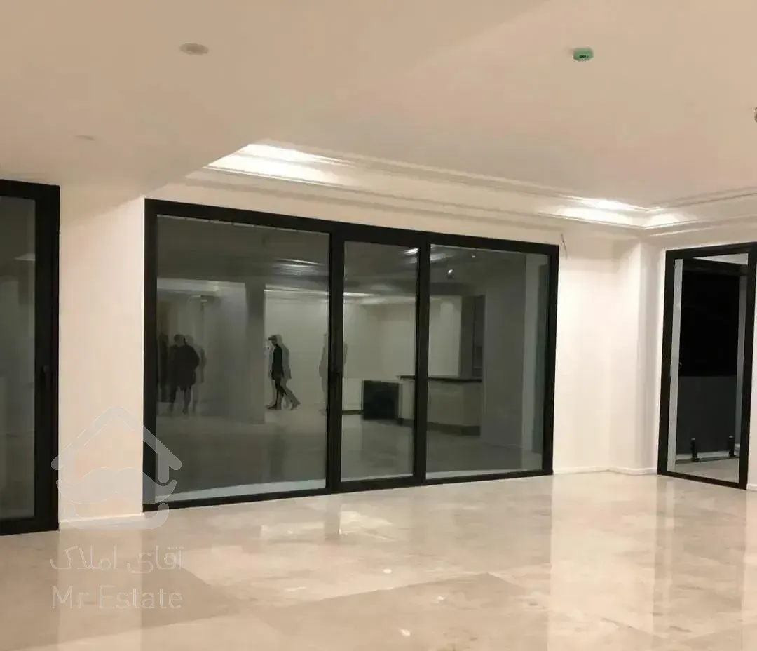 اقدسیه سپند ۳۰۰ متر ۴ خوابه شیک کلید نخورده فول