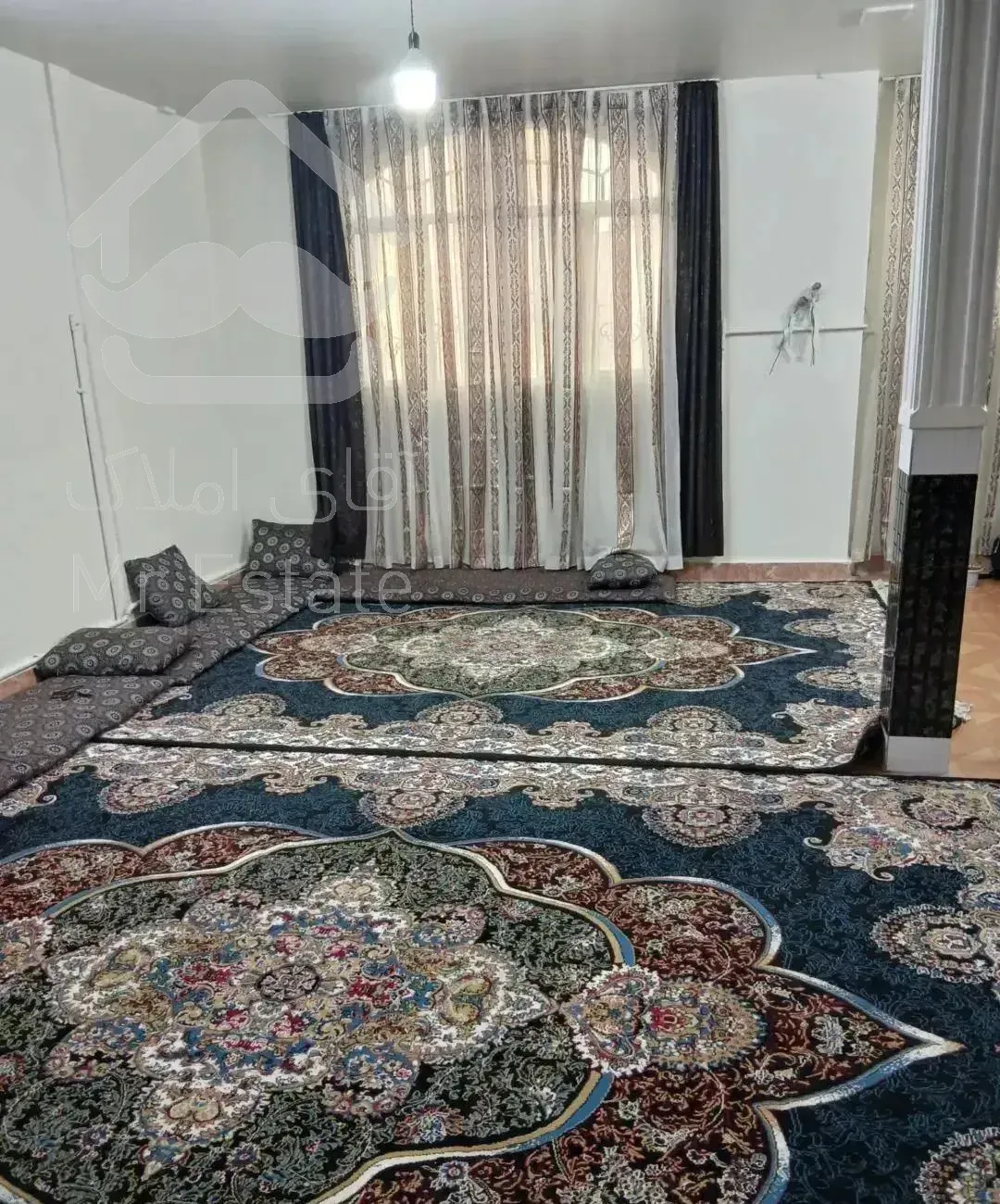 آپارتمان تک واحدی ۹۰متری