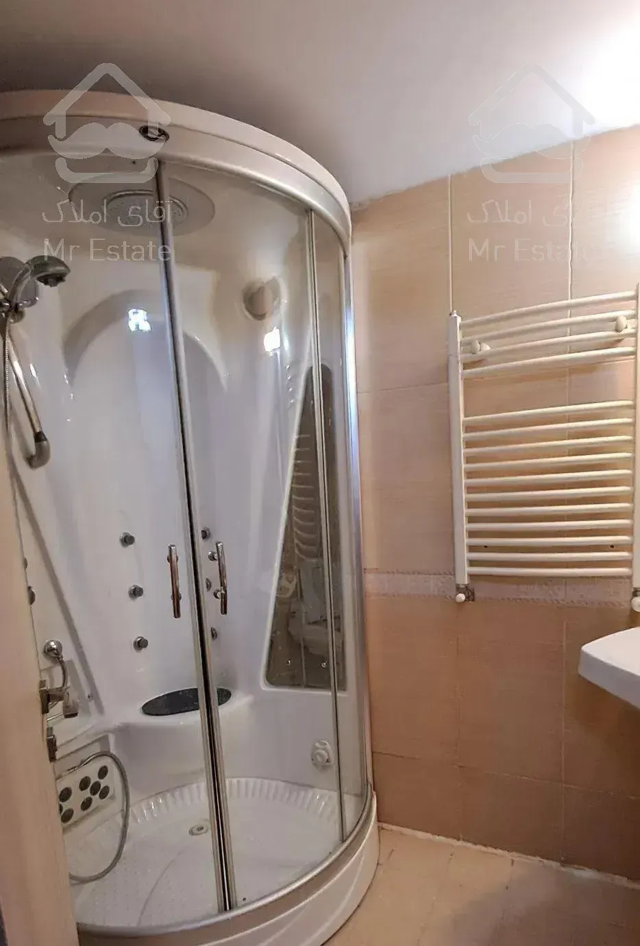 هروی وفامنش۱۷۰متر ۳خواب فول مشاعات