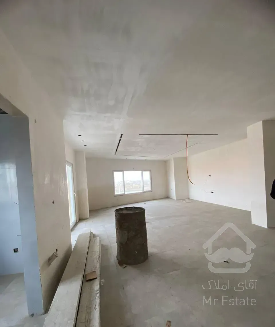 آپارتمان ۱۴۳ متری باسندتکبرگ خ معلم محمودآباد