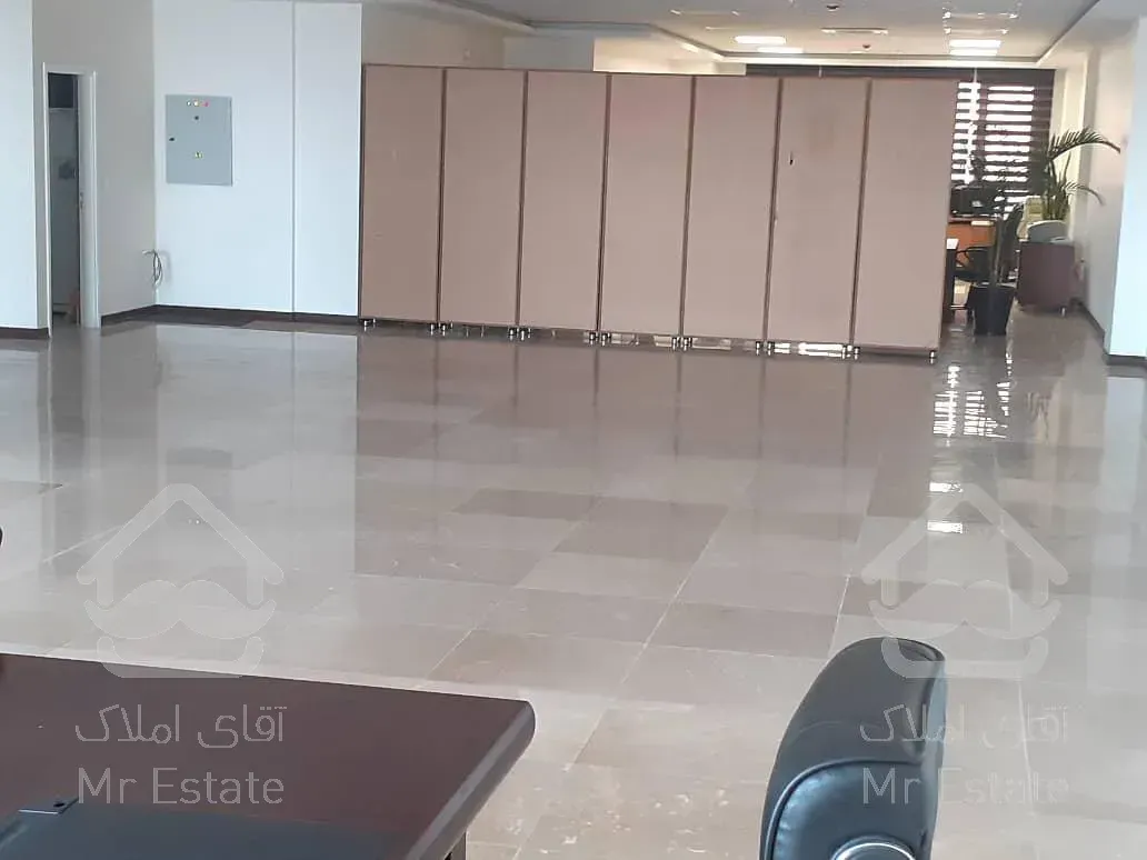 اجاره و رهن دفتر کار سند اداری گاندی 300  متر اکازيون