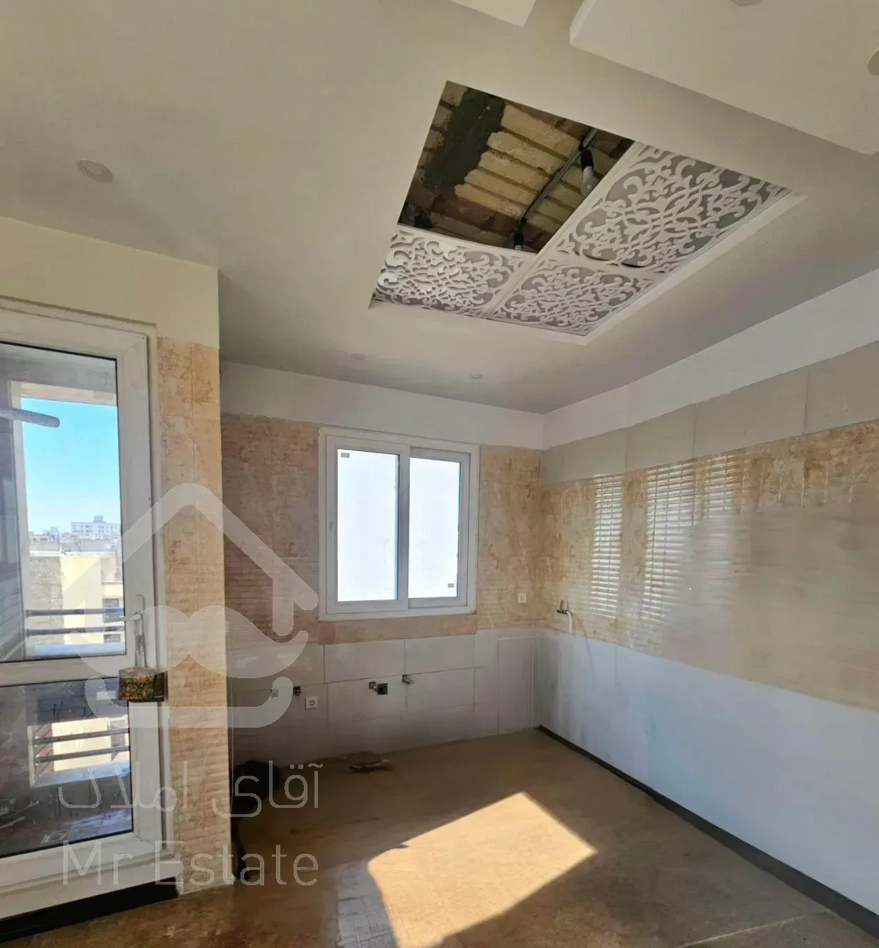 ادیبی ۹۳متر۲خواب فول امکانات روبه آفتاب