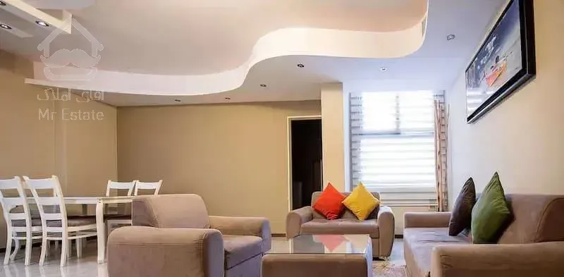 70 متر 2 خواب*چهارراه ولیعصر*فول امکانات غرق نور