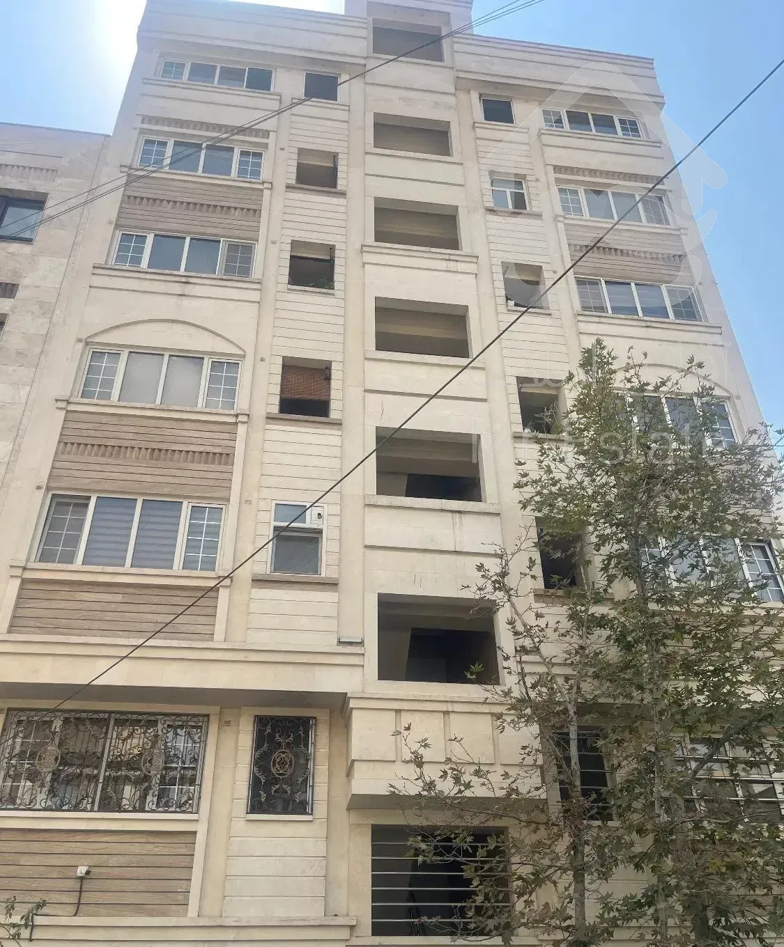 نارمک شمال سرسبز ۹۸ متر با تمام امکانات قیمت مناسب