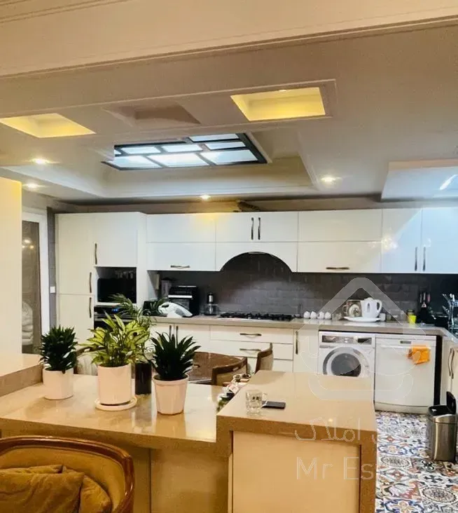 آجودانیه سپند ۱۶۵ متر ۳ خوابه فول امکانات