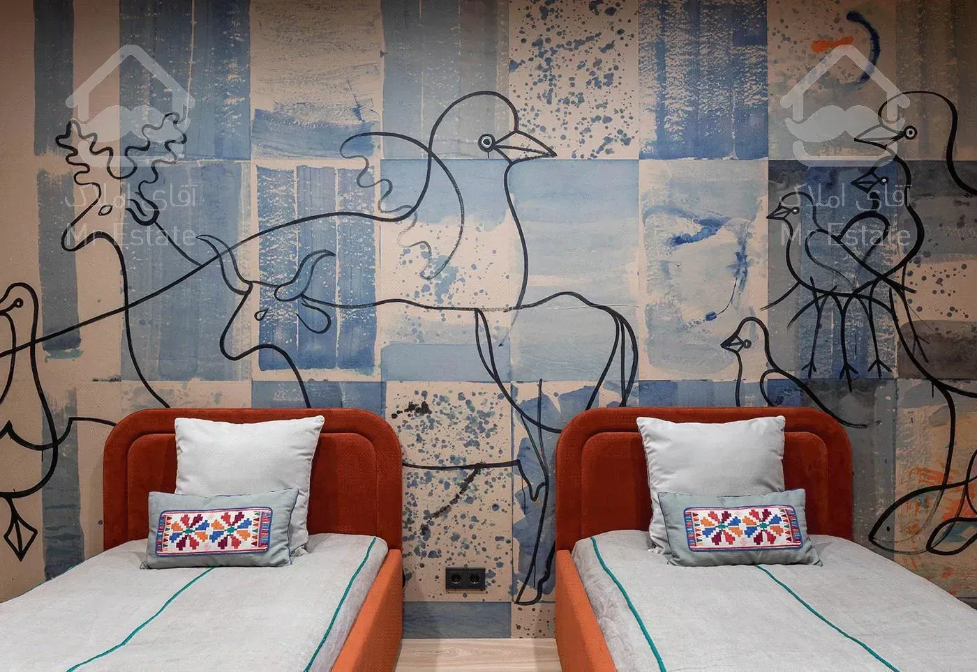 فرمانیه ثروتی، ۹۲۰ متر ویلای لوکس نوساز