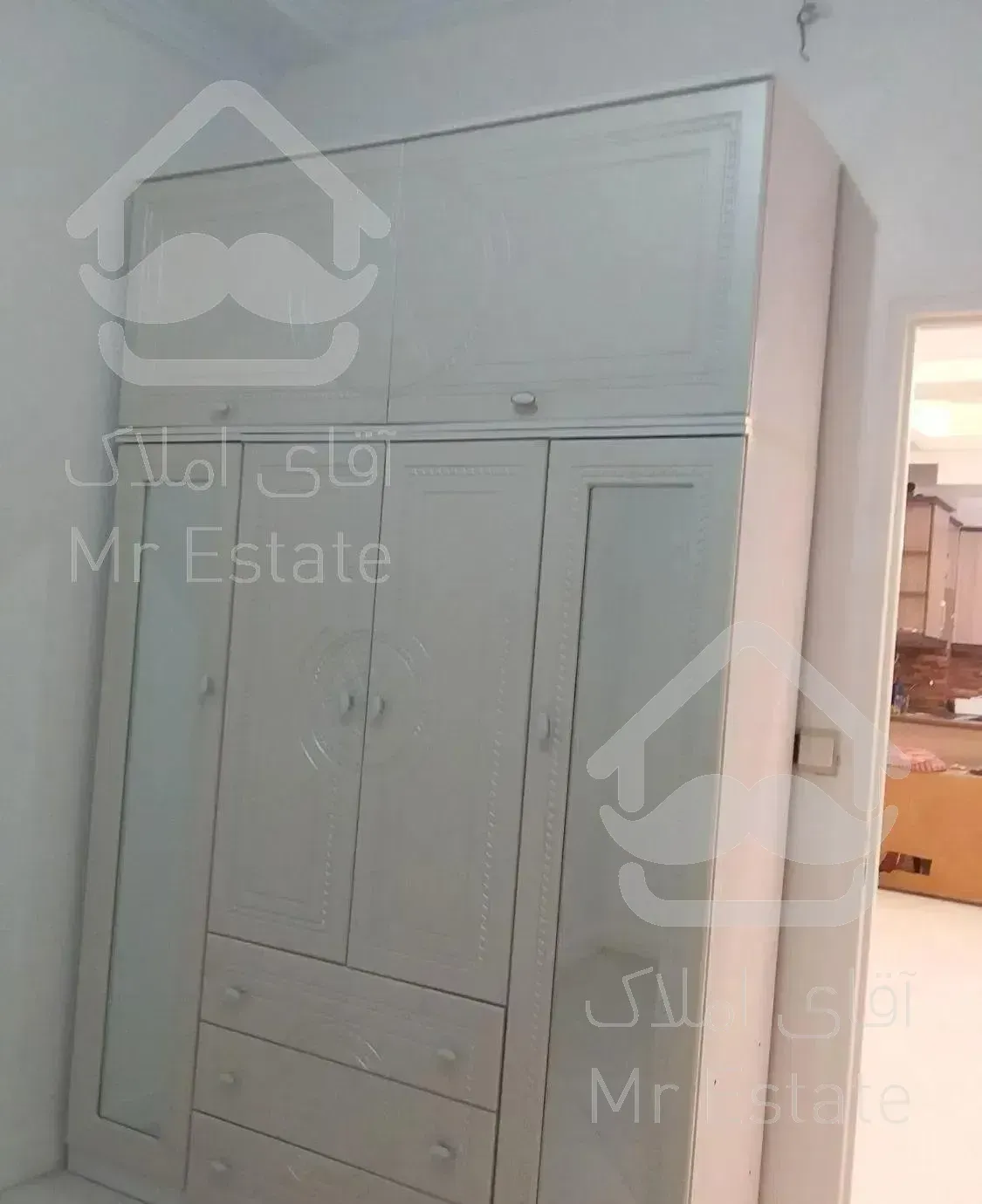 ۸۰متر  فول امکانات  خ دهم فروردین