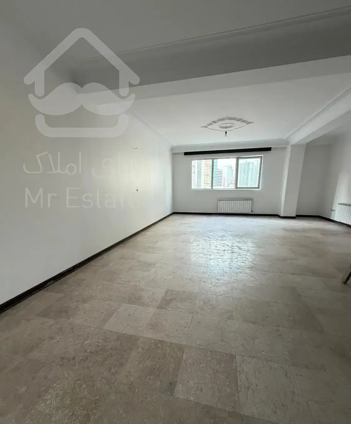 واحد۱۴۴متری/سه خواب/قلب شهرک گلستان/قیمت کاسبی