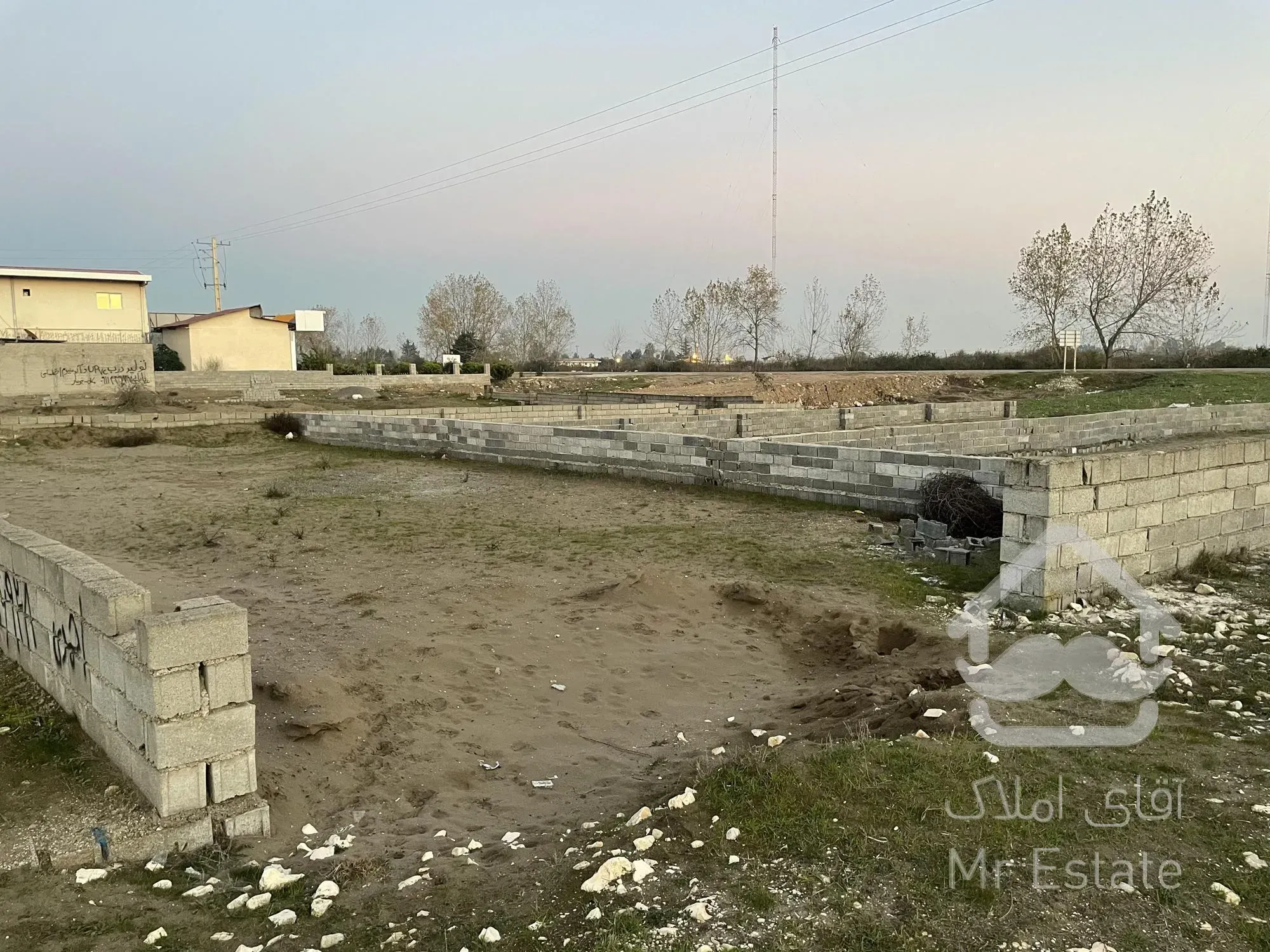 زمین ۱۵۰متری داخل بافت ساری