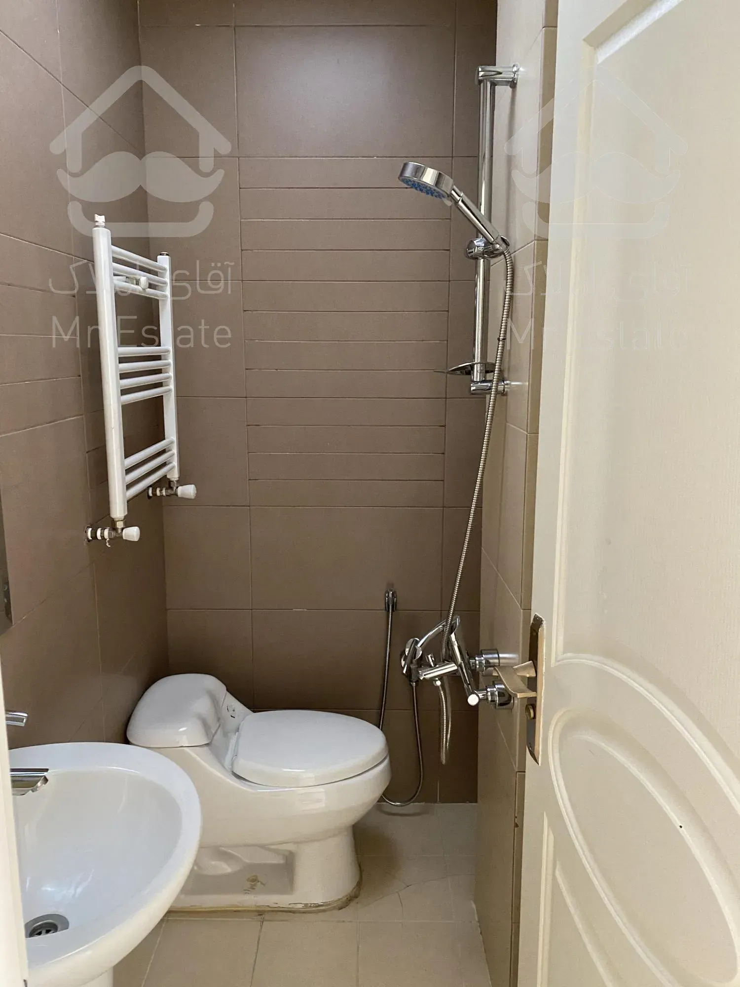 ۱۴۰متری اقدسیه سپند