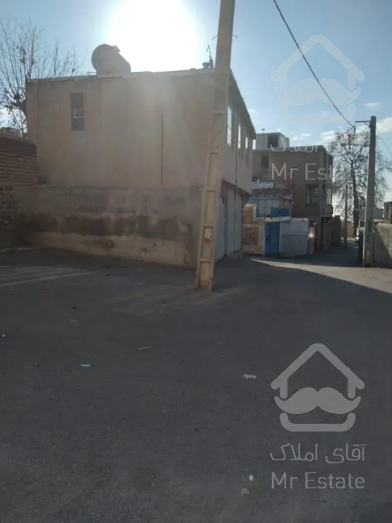 شهرجدیدهشتگرد منطقه ییلاقی فشند خانه ویلایی ۱۶۰متردردوطبقه بهمراه درخت و باغچه