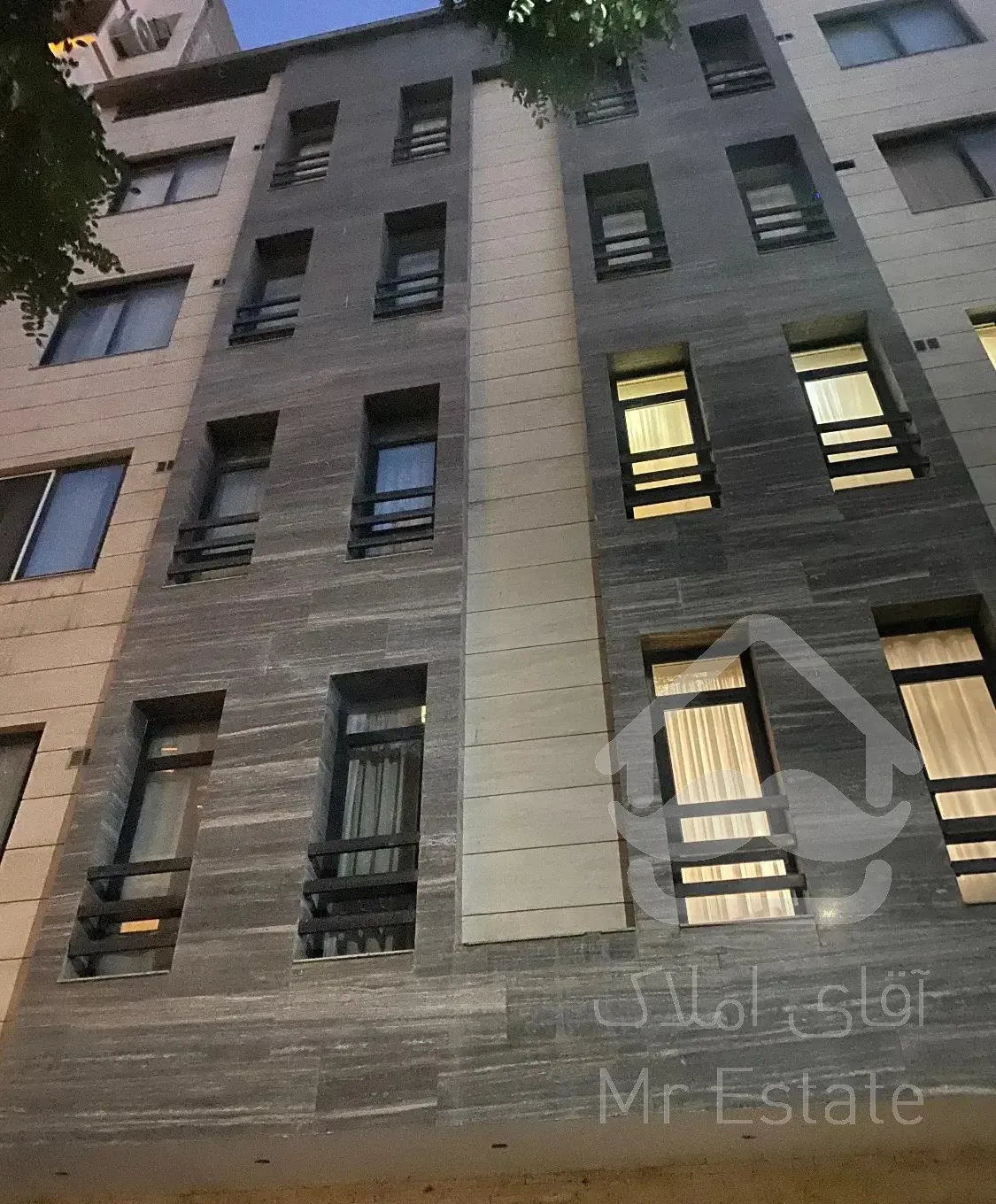 ۸۰ متر هفت تیر پارکینگ بدون مزاحمت با اسانسور