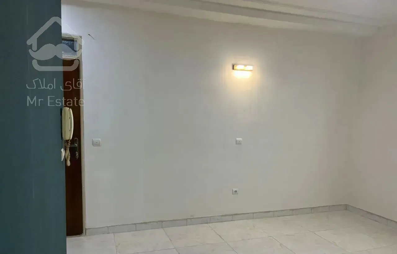 ۵۰متر/طبقه‌اول/پارکینگ‌سندی‌غیر‌مزاحم/عکس‌ها واقعی